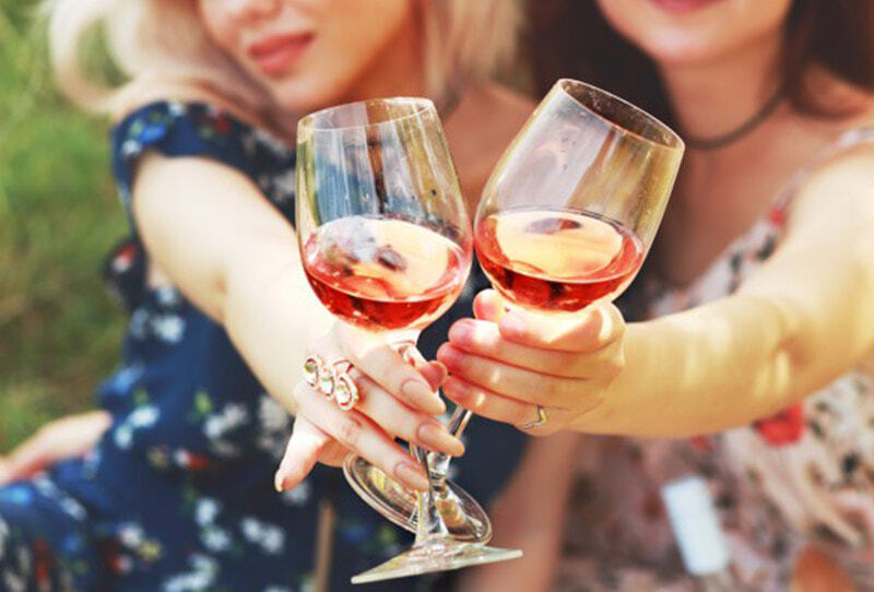 MESSAGE IN A BOTTLE® «In every mother there is a potential mother-in-law» ROSÉ Edition