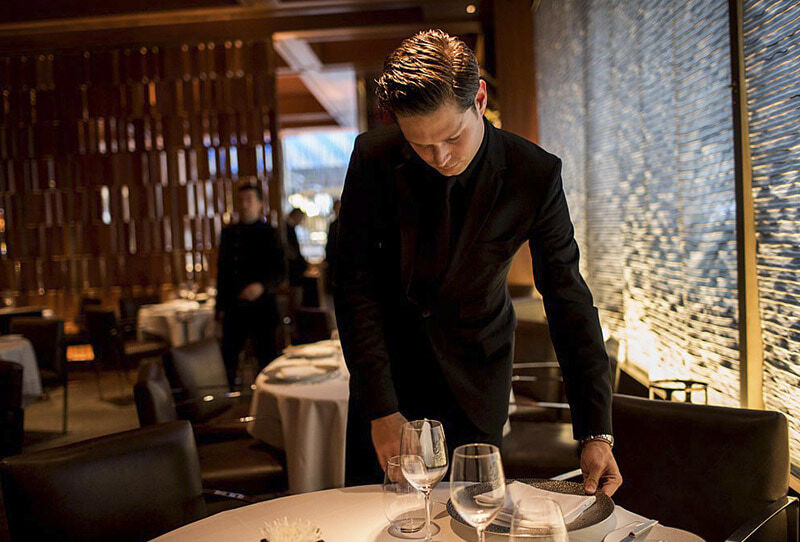 Restaurants. «There is no second chance for a first impression» Premium Edition MBS® Reserva